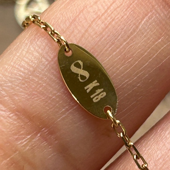 BRANDNEW 18 KARAT REAL GOLD CHARM NECKLACE 17 INCHES - Picture 7 of 9